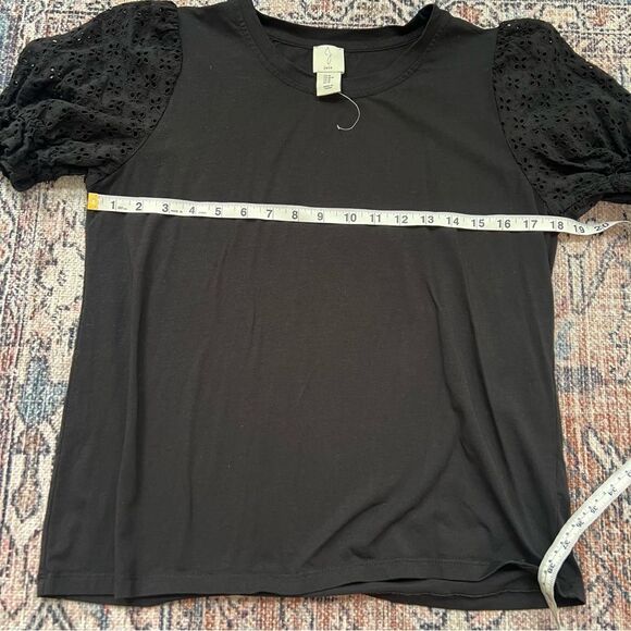 Joie Eyelet Puff Sleeve Knit Cotton Short Sleeve Crew Neck Blouse Pullover Top M - Picture 6 of 8